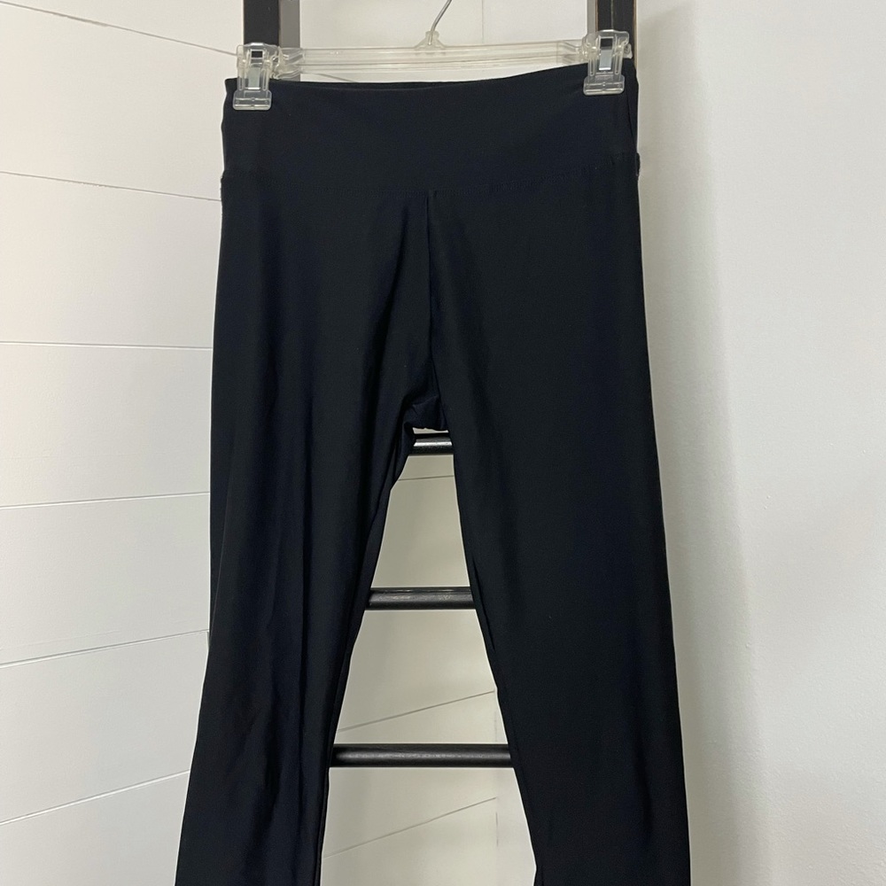 Black Capris Leggings